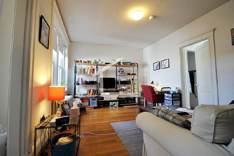 1171 Boylston St, Fenway