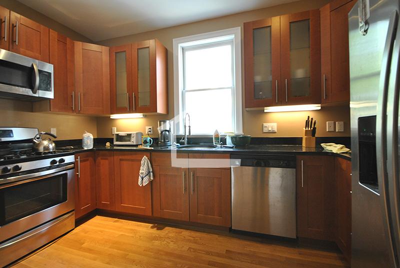 1592 Beacon St, Washington Square