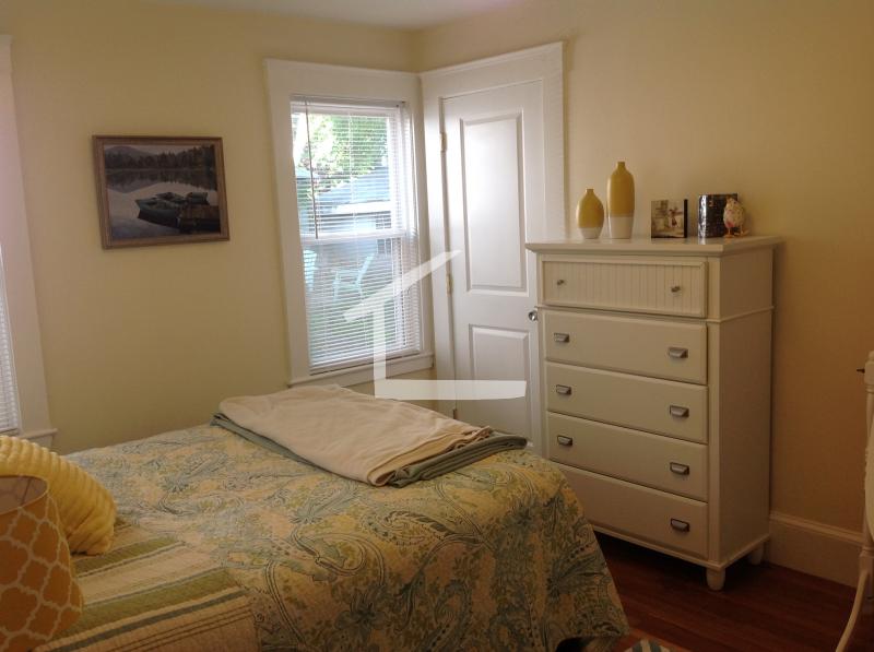 61 Poplar St, Mount Auburn (Watertown)