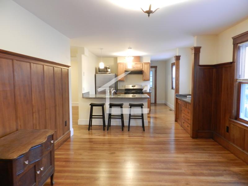 61 Poplar St, Mount Auburn (Watertown)