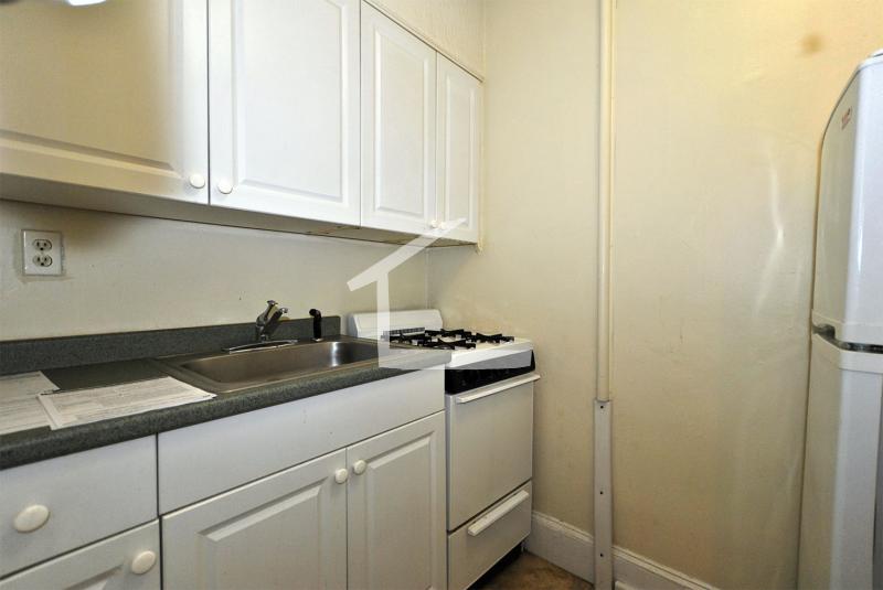 1615 Commonwealth Ave, Brighton