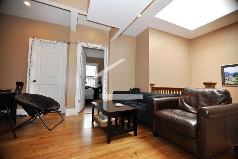 8 Saint Lukes Rd, Allston