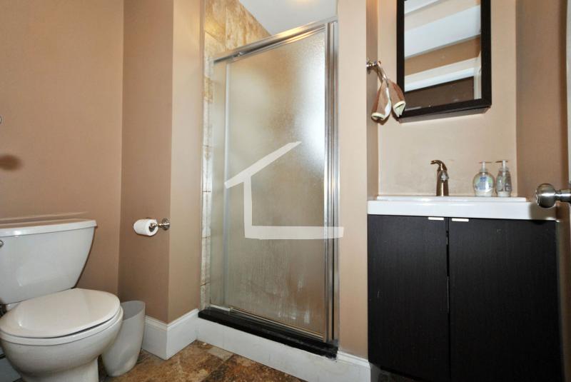 8 Saint Lukes Rd, Allston