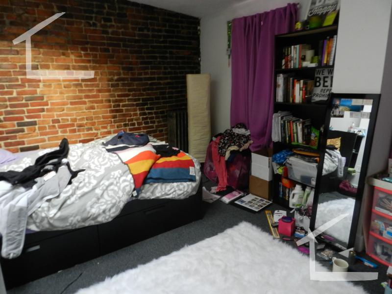 218 Hemenway St, Fenway