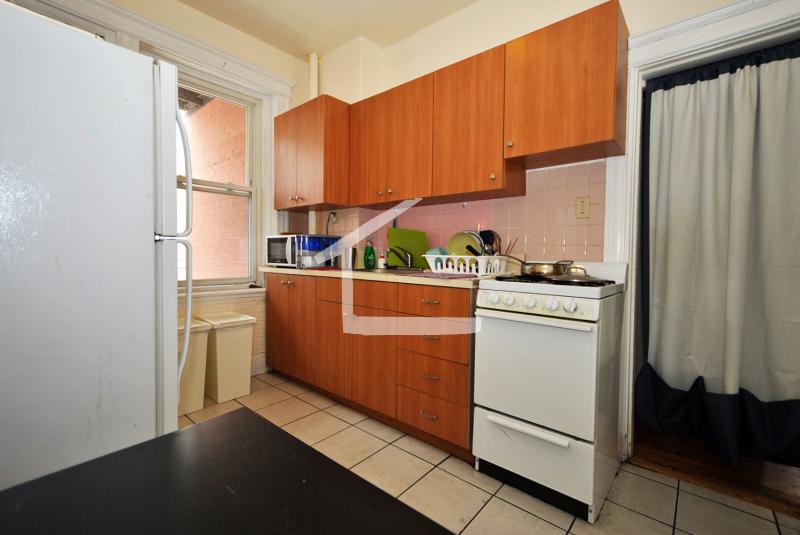 4 Price Rd, Brighton