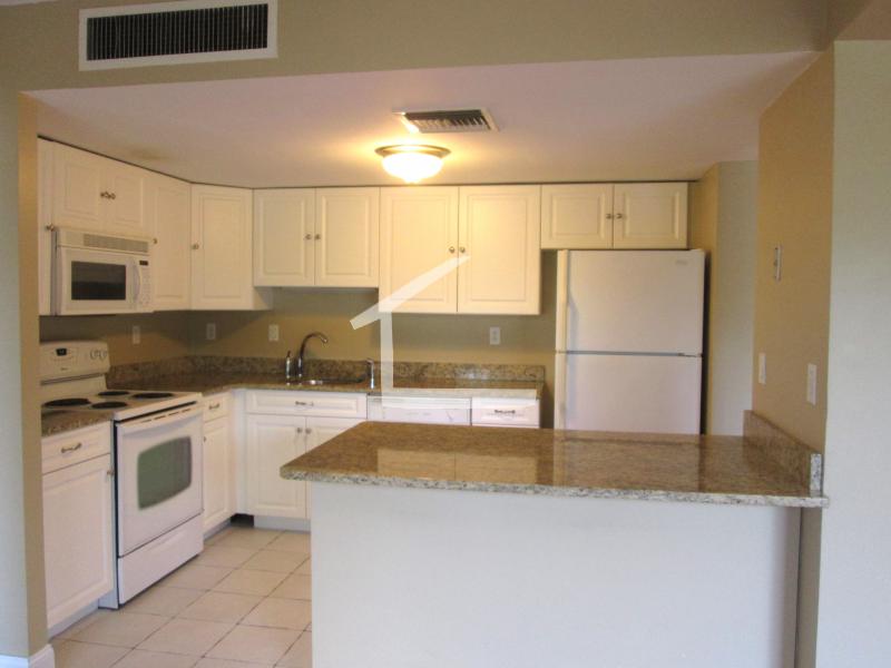 85 Brainerd Rd, Brighton