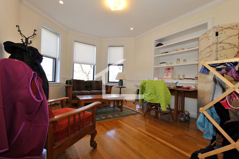 1340 Commonwealth Ave, Allston