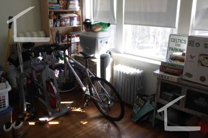 33 Lancaster Ter, Corey Hill