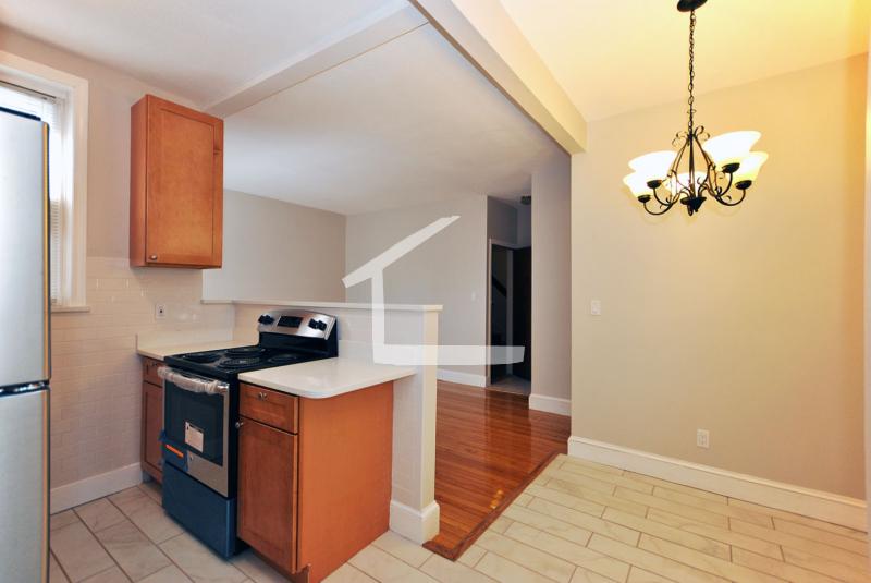 168 Winthrop Rd, Washington Square