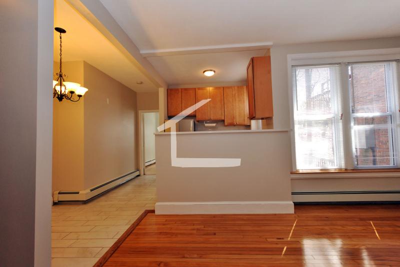 168 Winthrop Rd, Washington Square