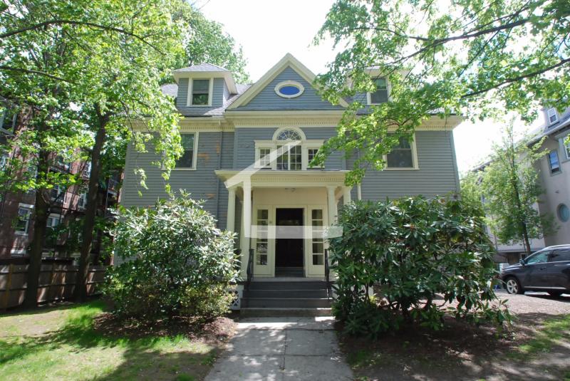 58 Englewood Ave, Brighton