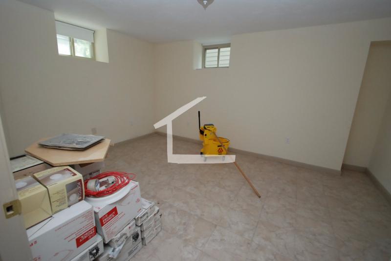 58 Englewood Ave, Brighton