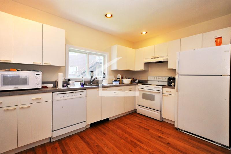 50 Kent St, Brookline Village