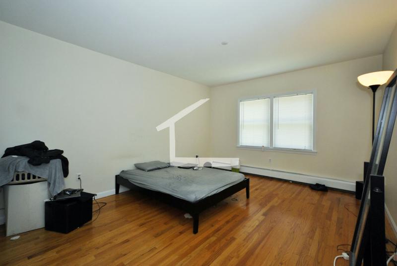 50 Kent St, Brookline Village