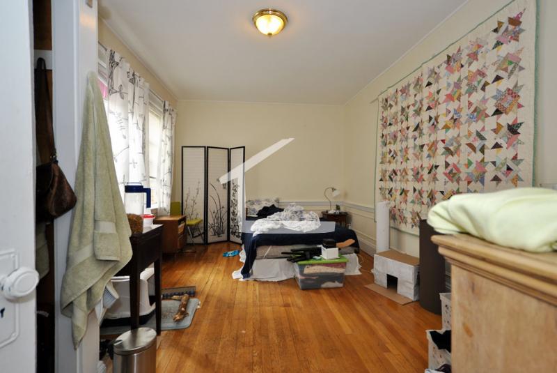 19 Melvin Ave, Brighton