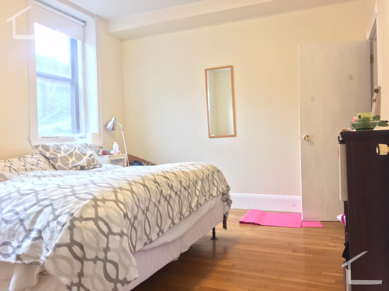 12 Dean Rd, Brookline