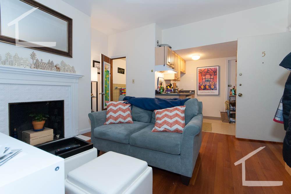 Studio bed, 1 bath apartment for rent at 11 Keswick St Unit 5, Fenway — photo 2 of 5