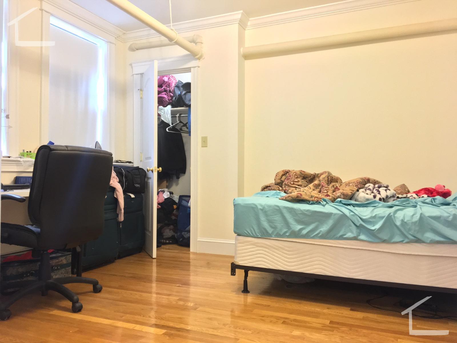 29 Glenville Ave, Allston