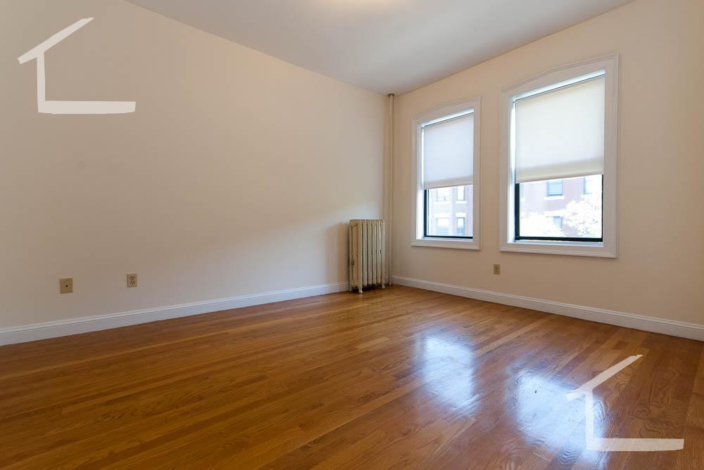 4 Park Vale Ave, Allston