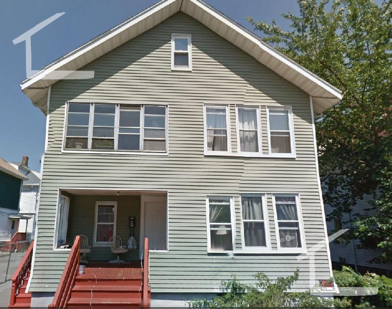 8 Feneno Ter, North Brookline