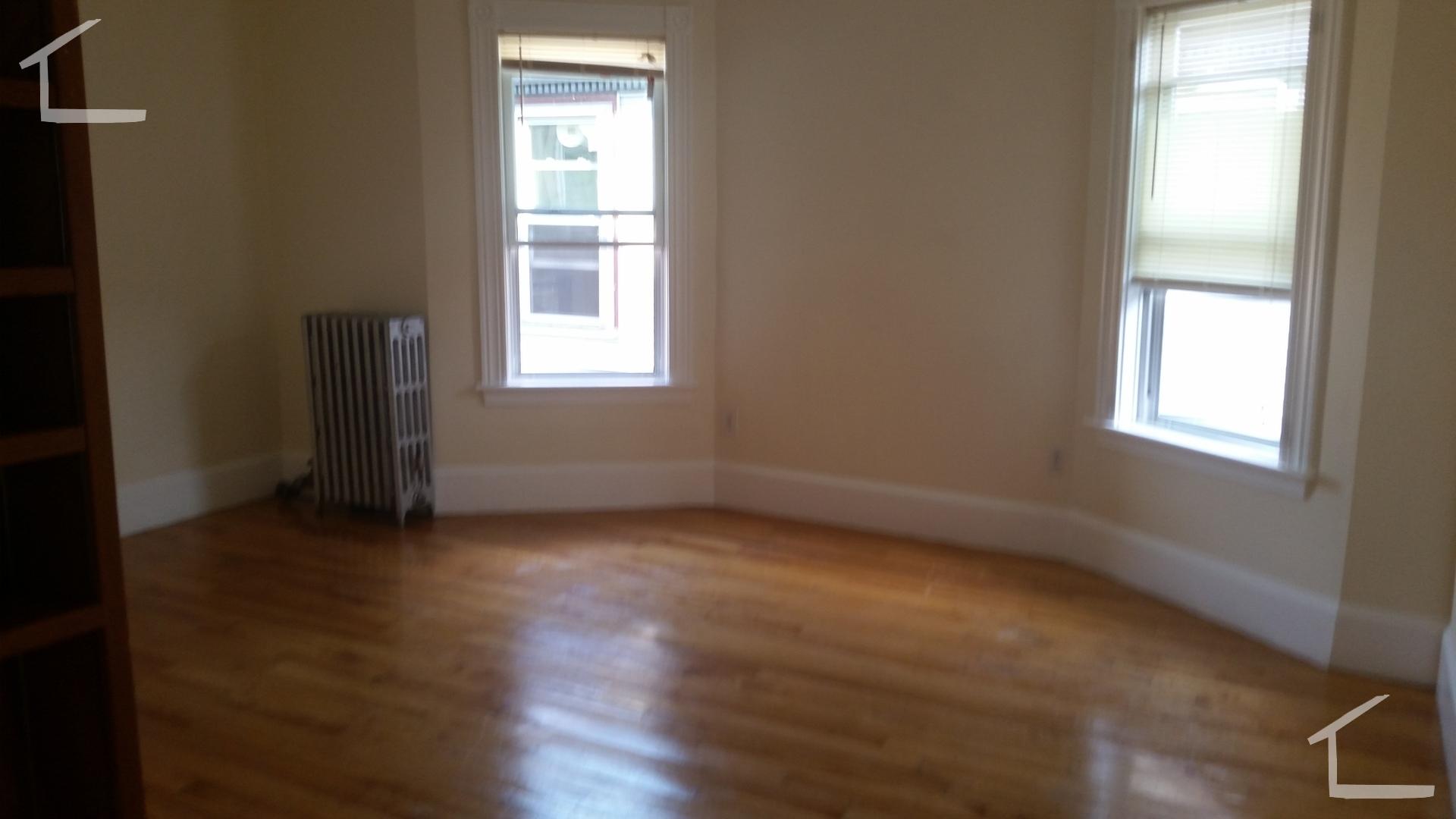 99 Calumet St, Mission Hill