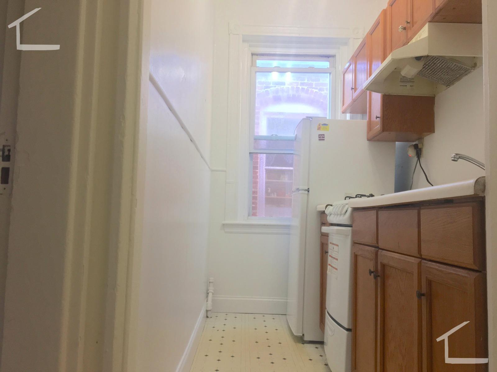 1822 Beacon St, Chestnut Hill