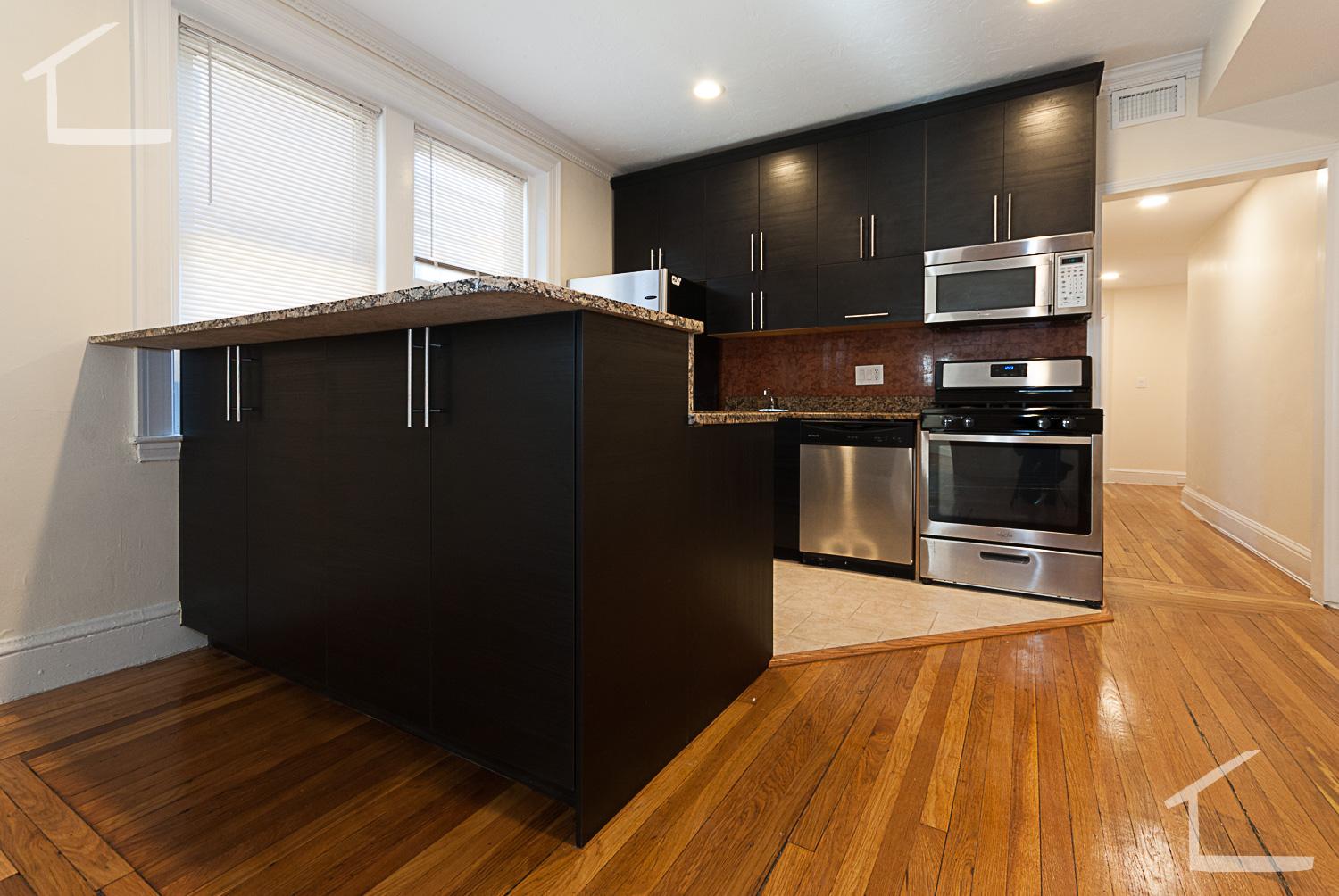 73 Thatcher St, North Brookline