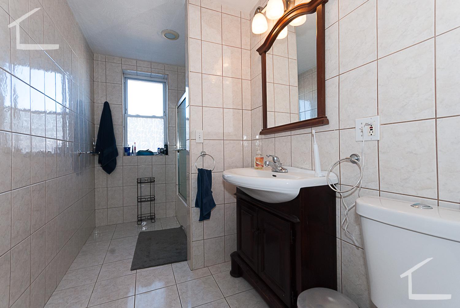 73 Thatcher St, Coolidge Corner