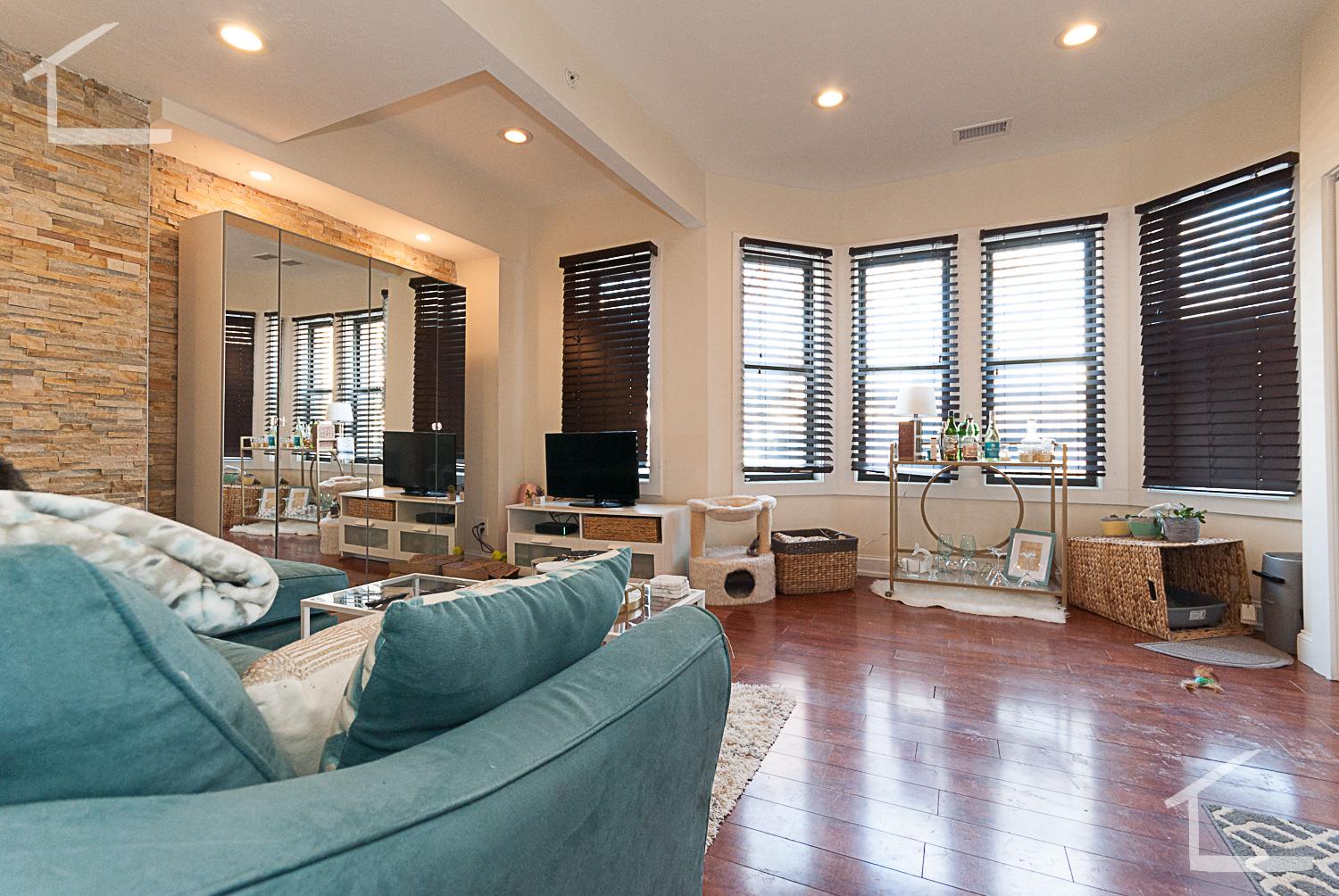 1203 Beacon St, Longwood