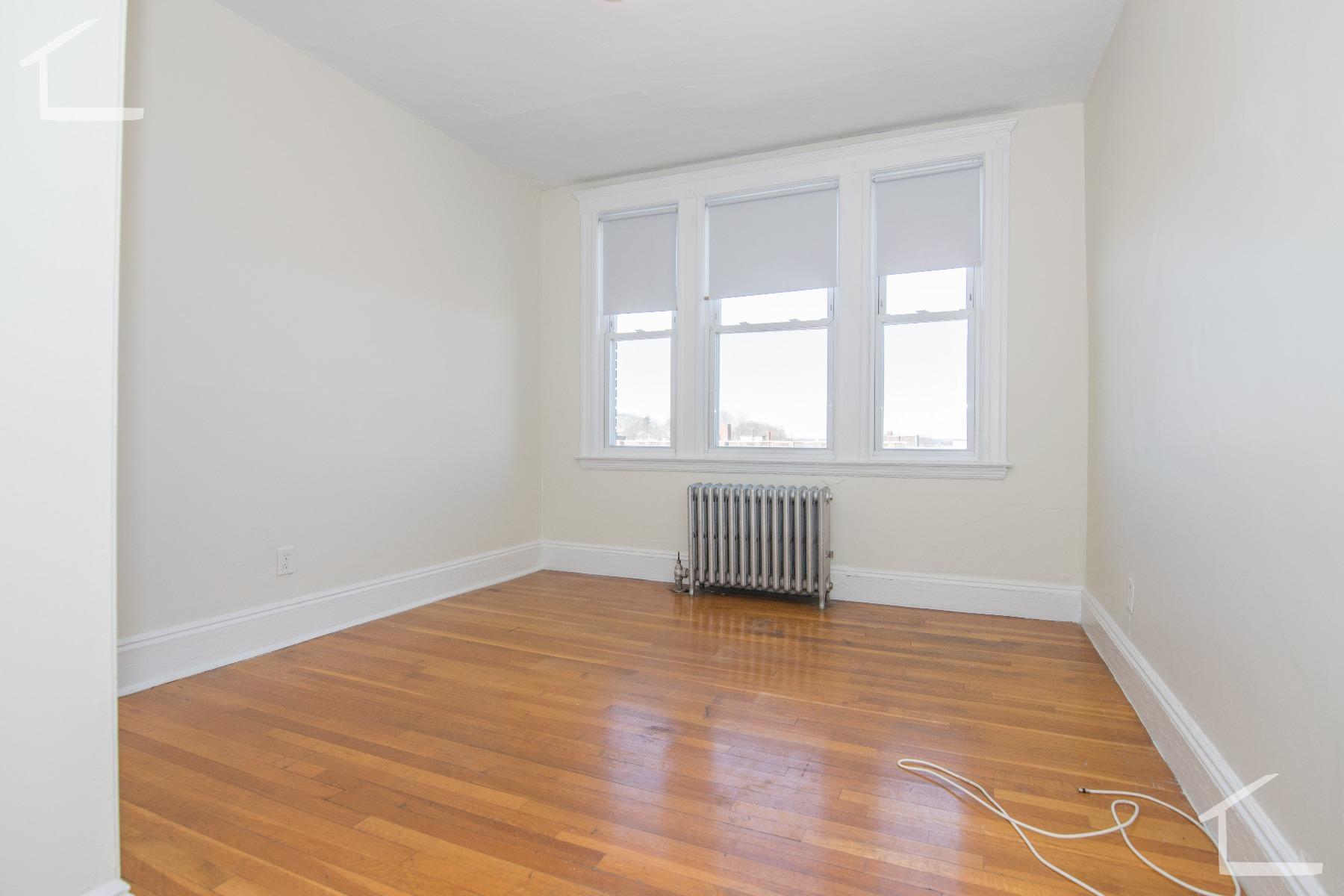 1634 Commonwealth Ave, Brighton