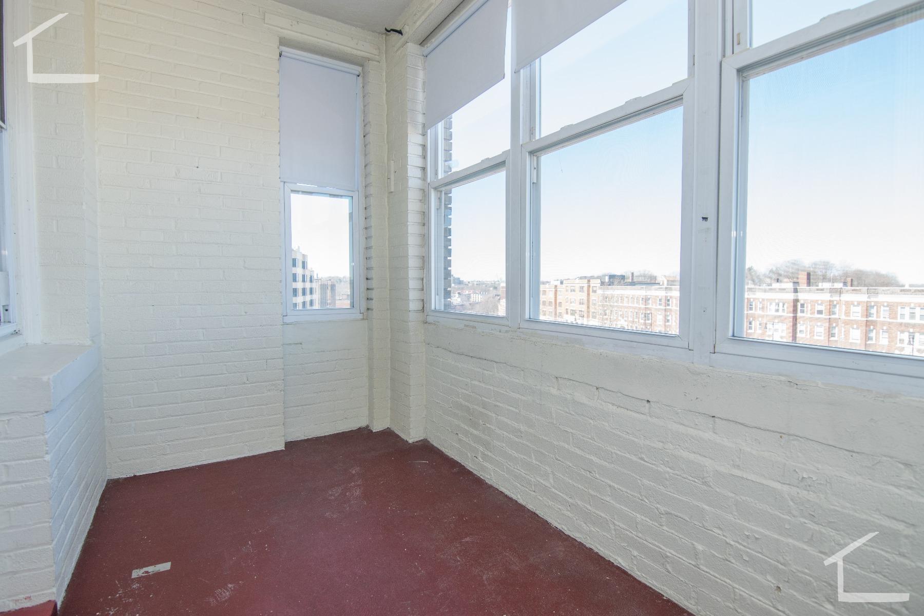 1634 Commonwealth Ave, Brighton