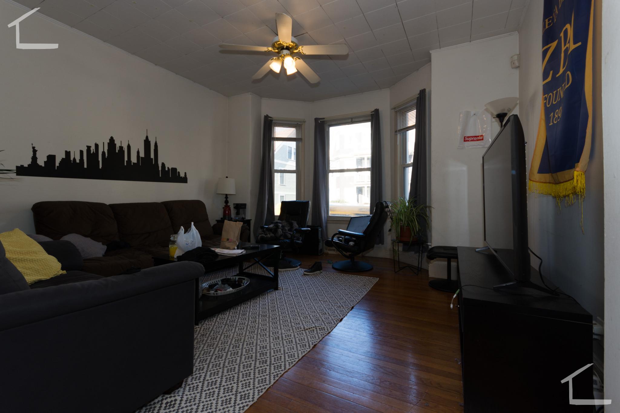 216 Freeman St, North Brookline