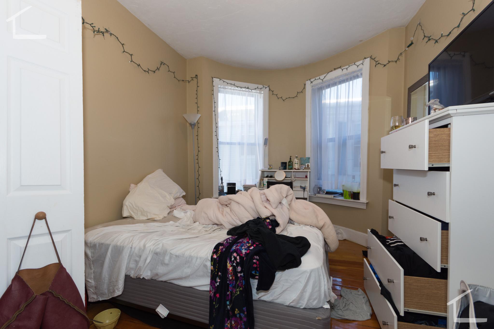 17 Highgate St, Allston