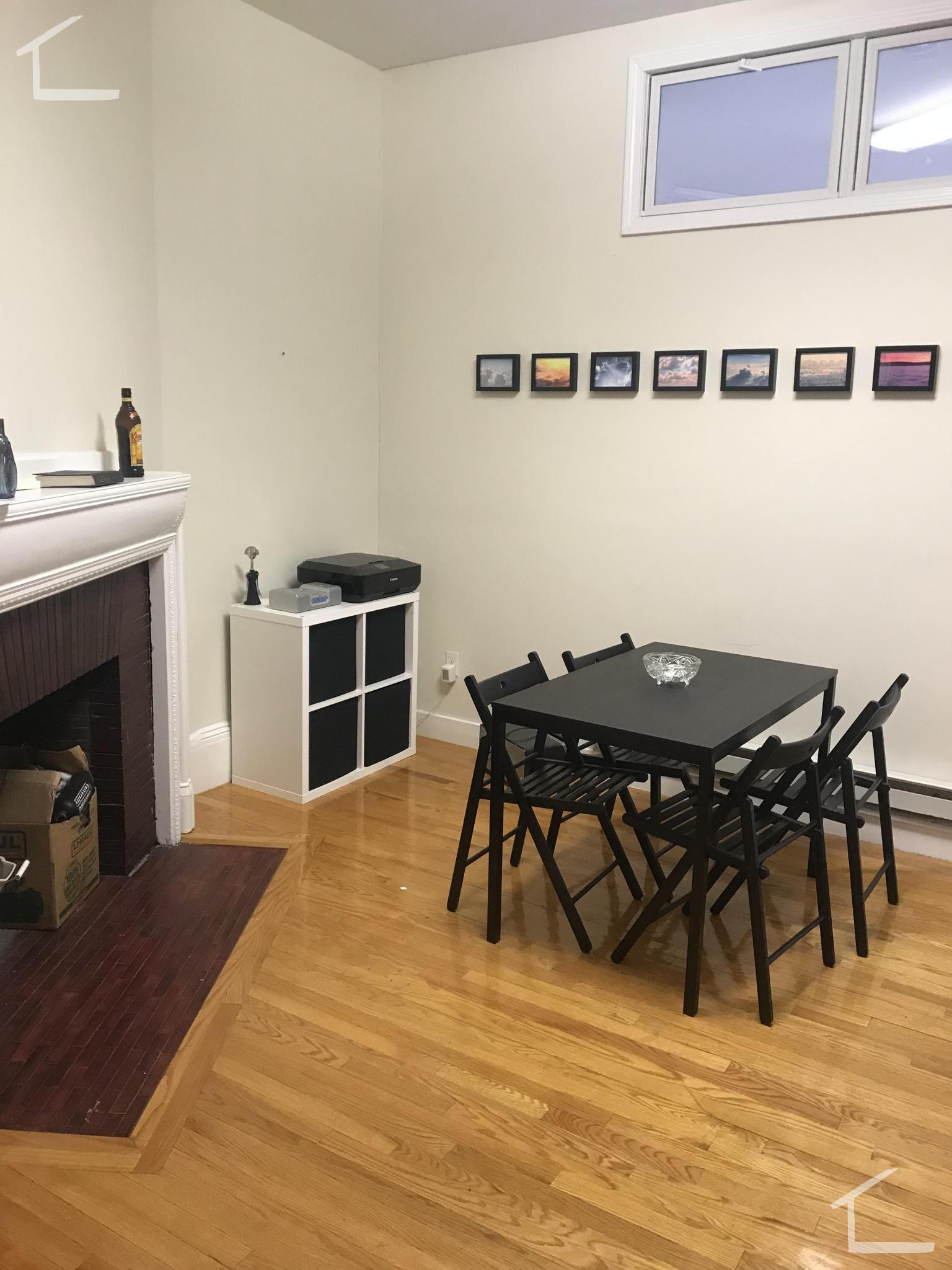 41 Bay State Rd, Fenway