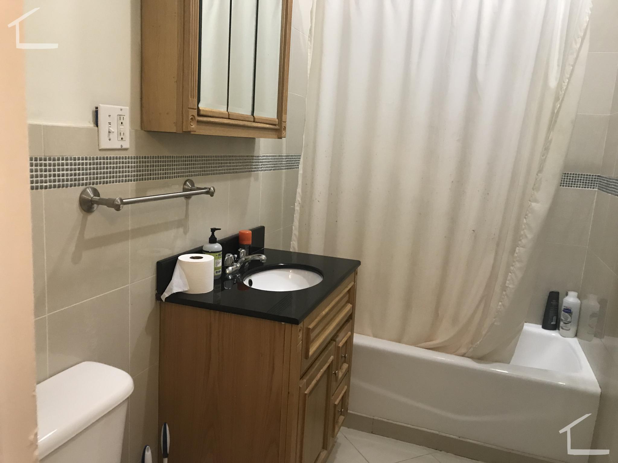 41 Bay State Rd, Fenway