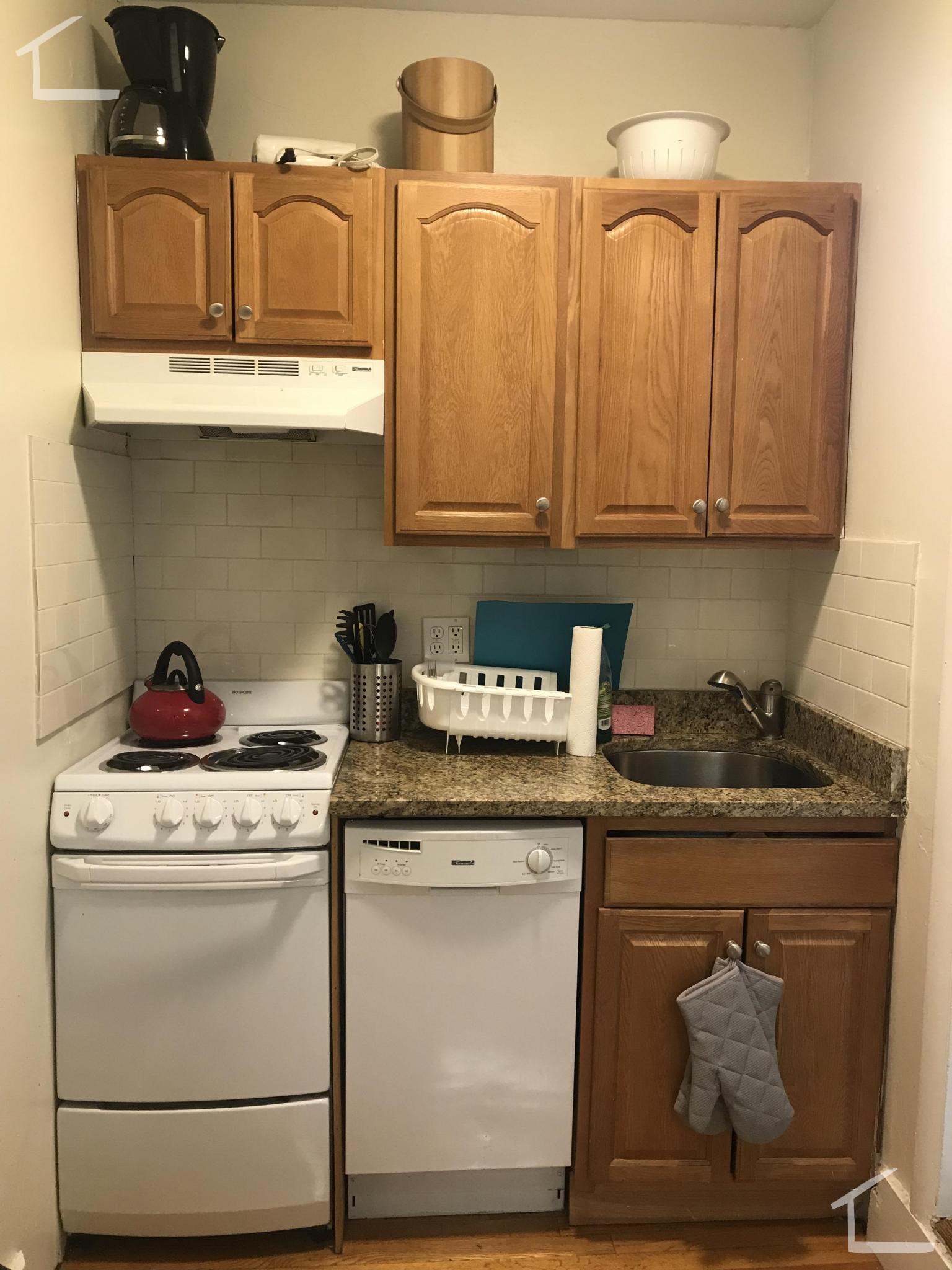 41 Bay State Rd, Fenway