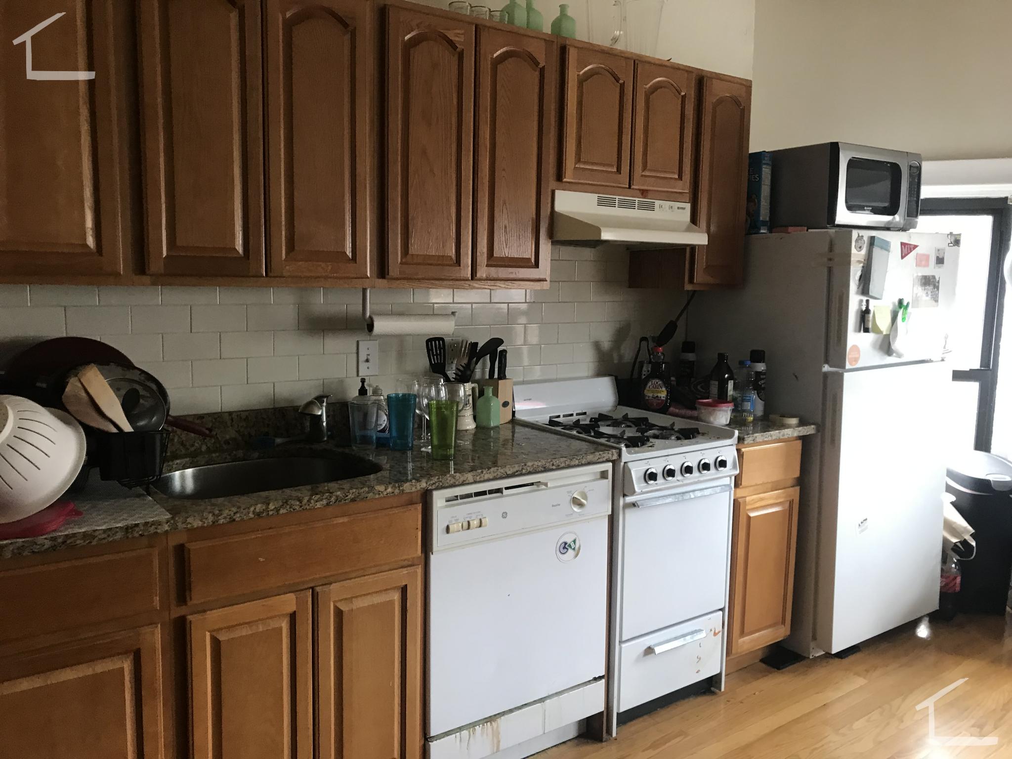 43 Bay State Rd, Fenway