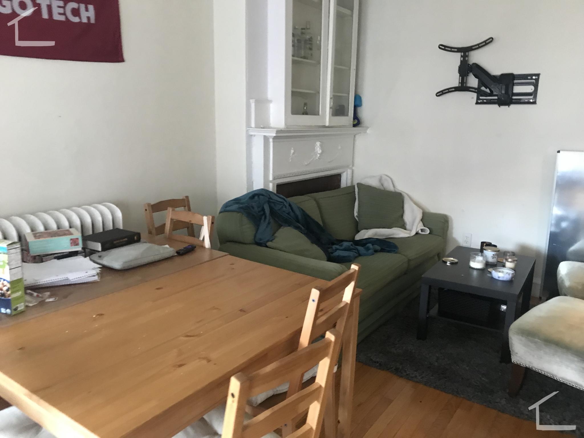 43 Bay State Rd, Fenway