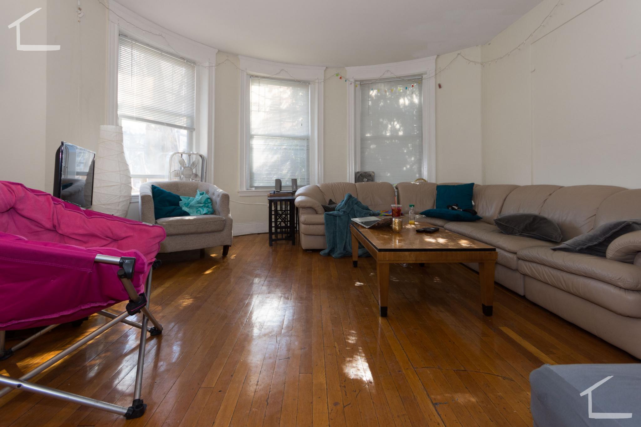 1232 Beacon St, Coolidge Corner