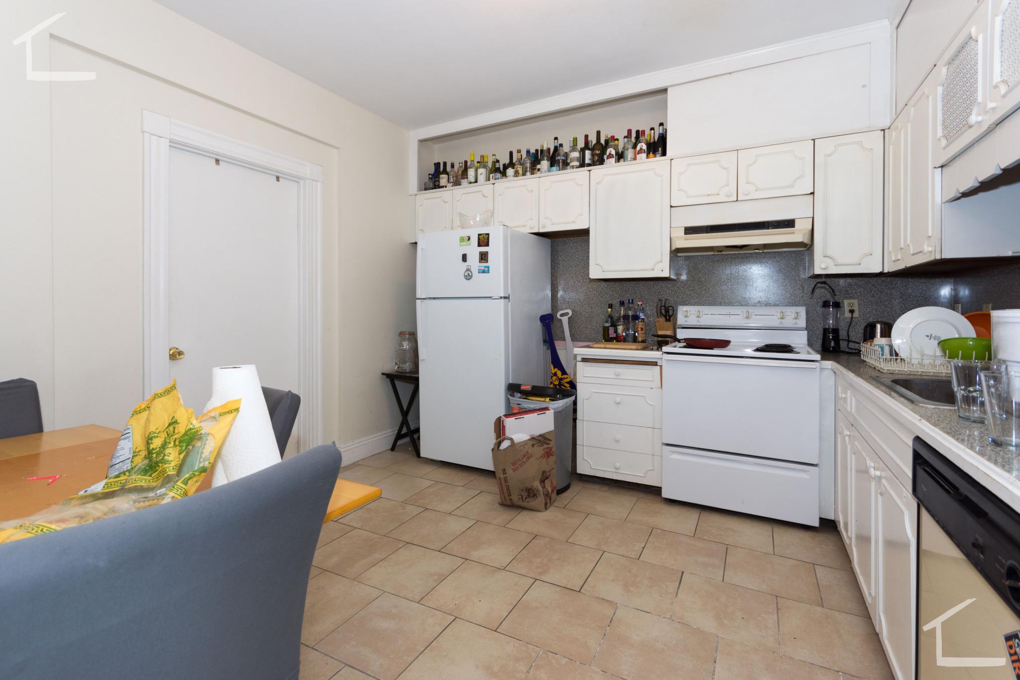 1232 Beacon St, Coolidge Corner