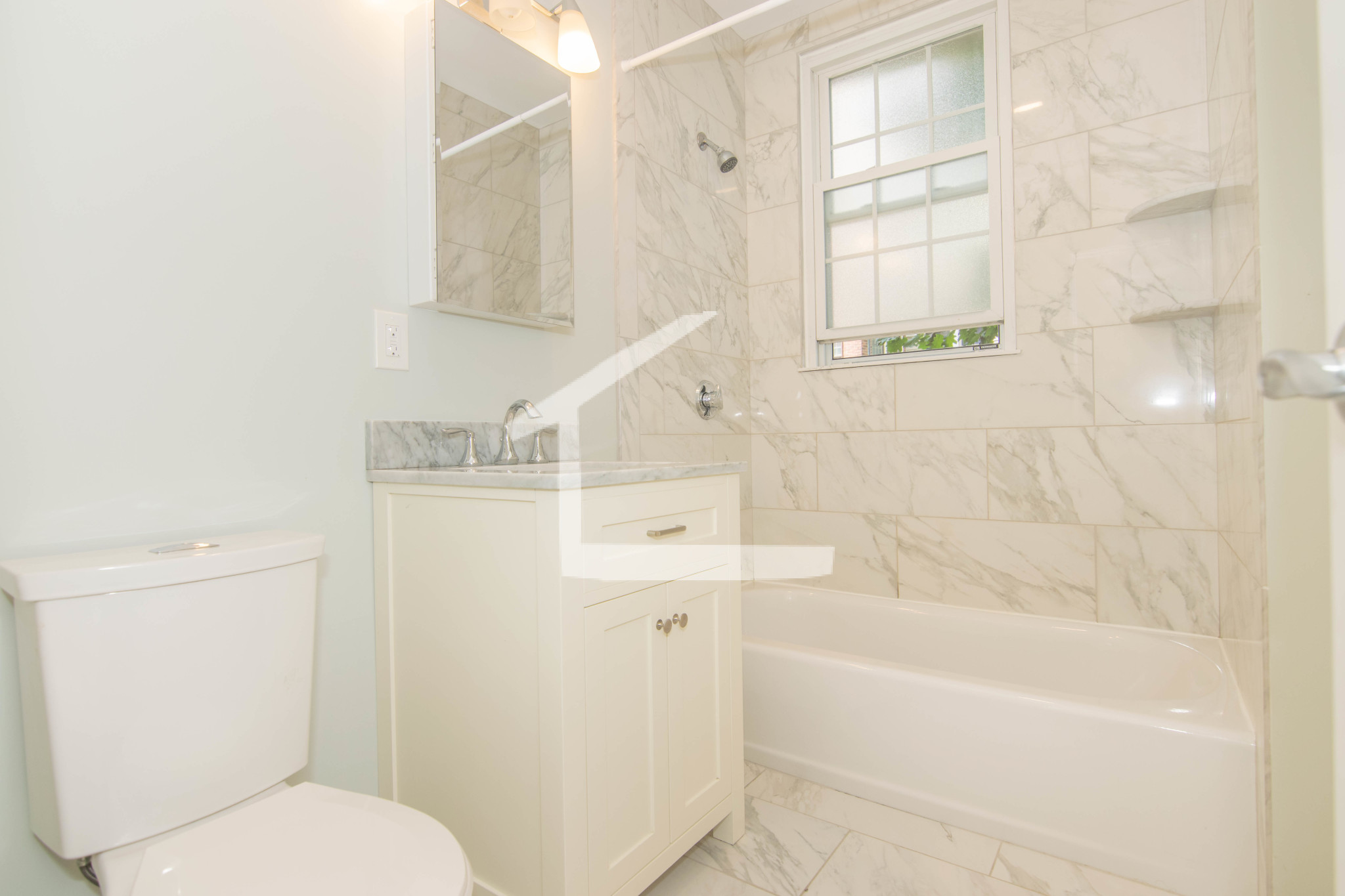 15 Glenville Ave, Allston