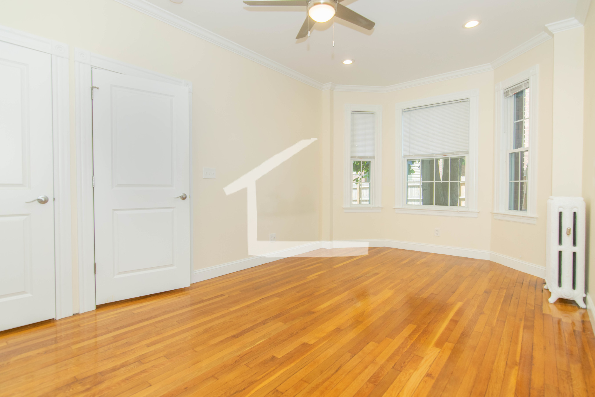 15 Glenville Ave, Allston