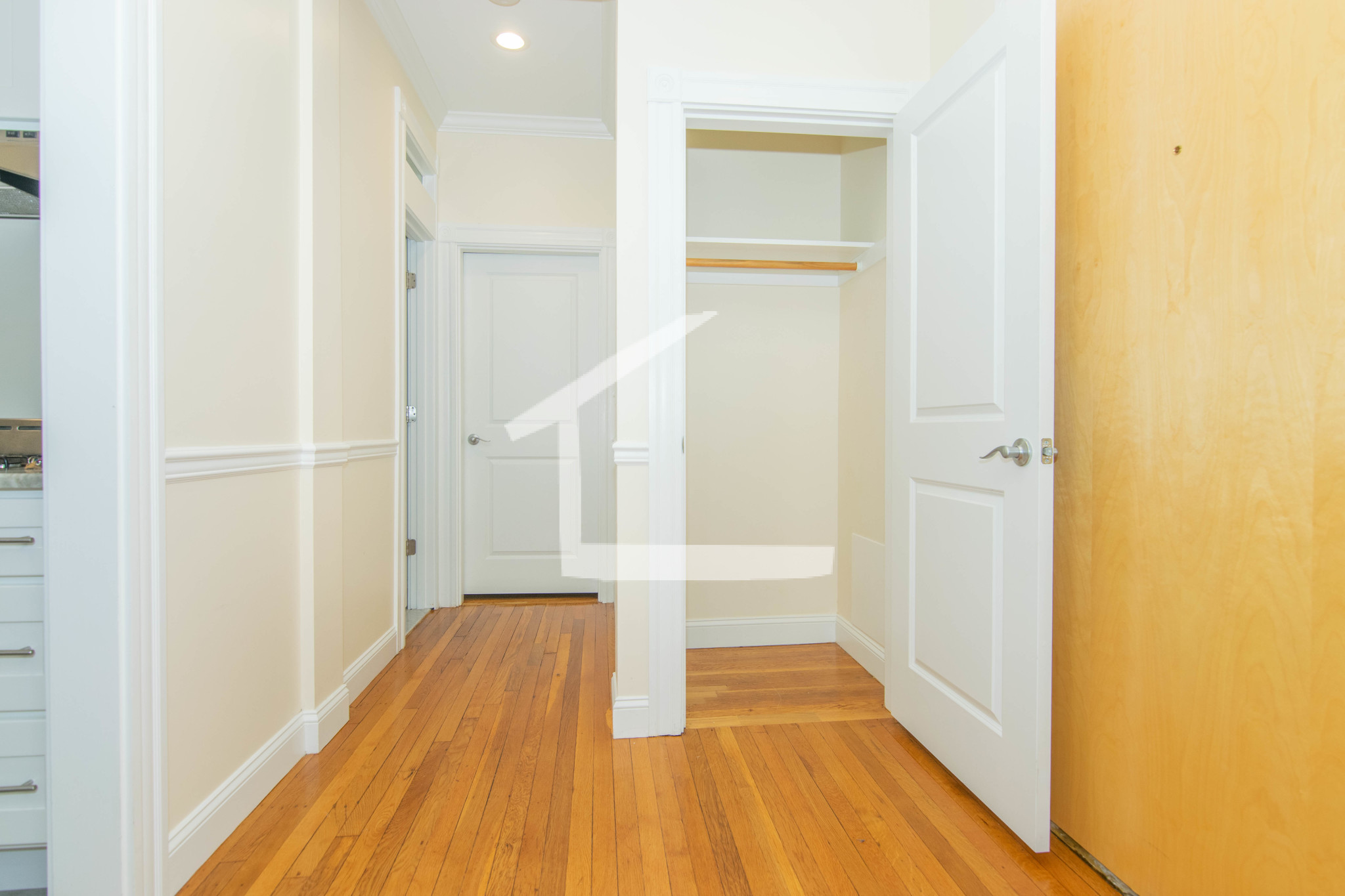 15 Glenville Ave, Allston