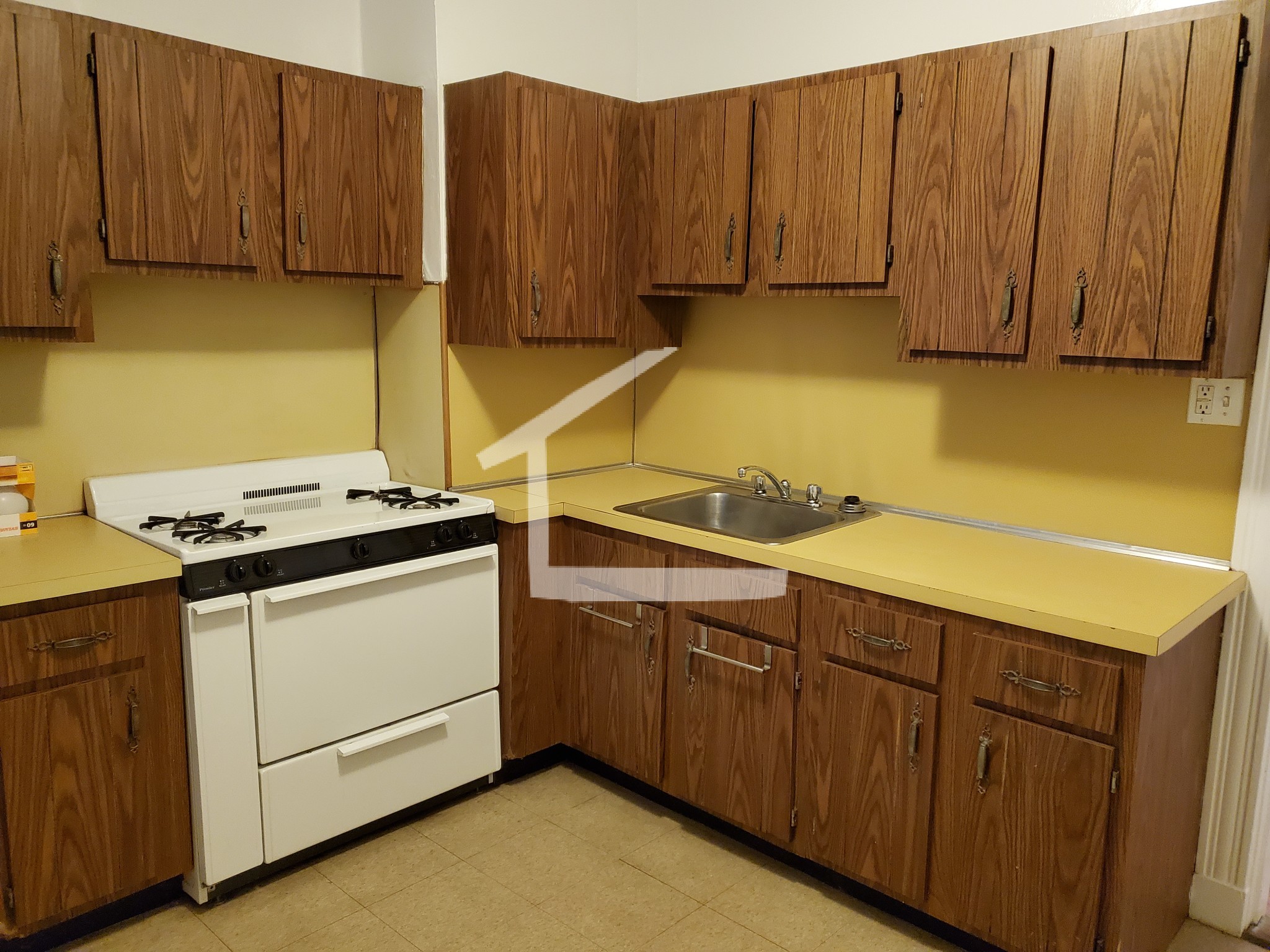 81 Winchester St, Coolidge Corner