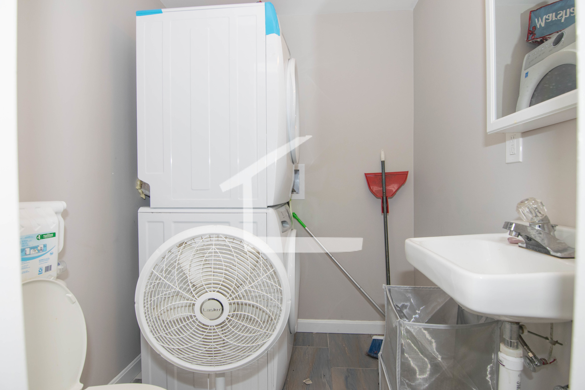 33 Long Ave, Allston