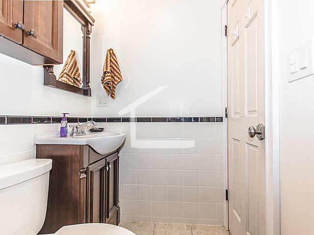 16 Russell St, Beacon Hill