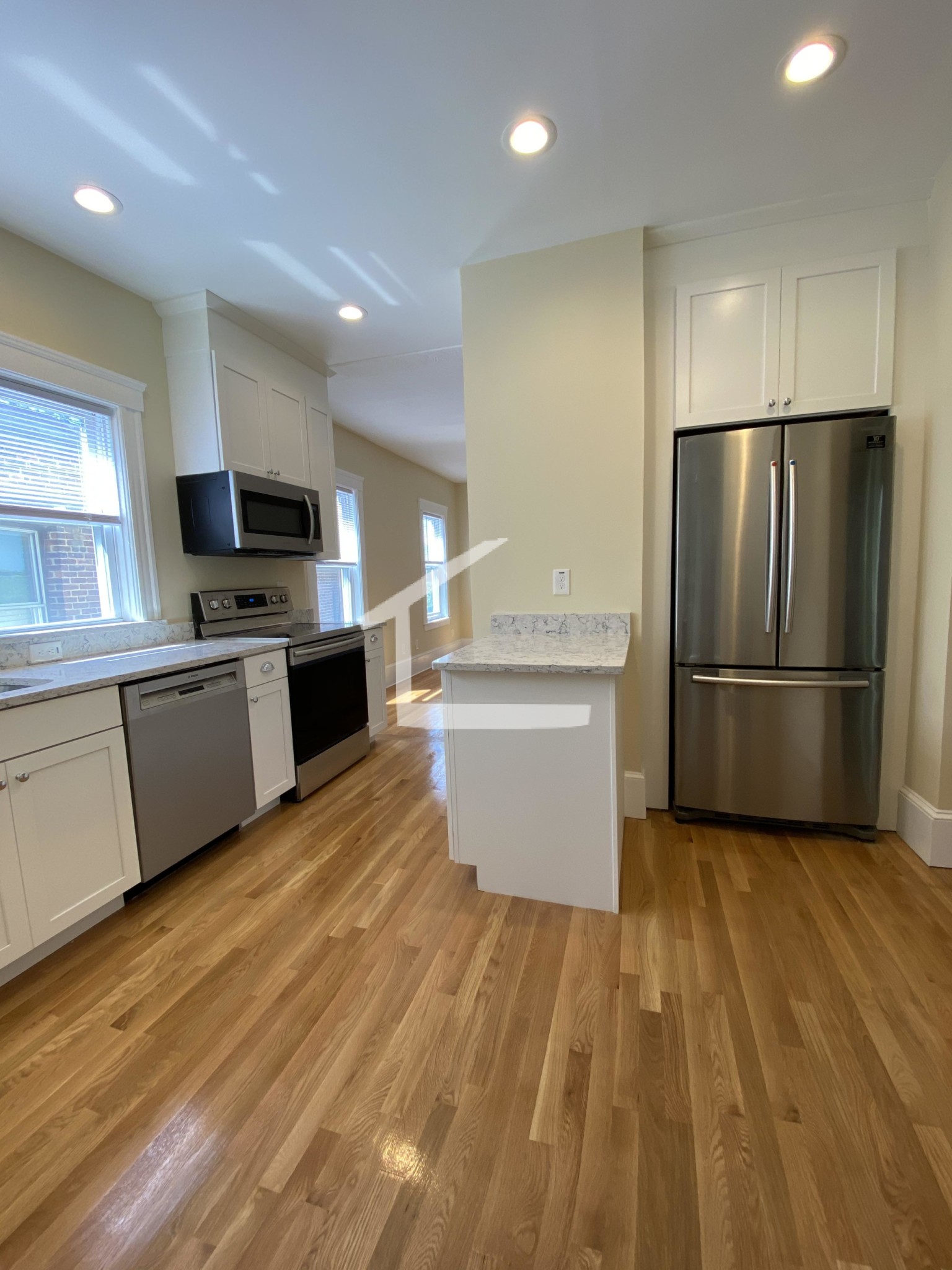 Photos of apartment on Linden,Brookline MA 02445