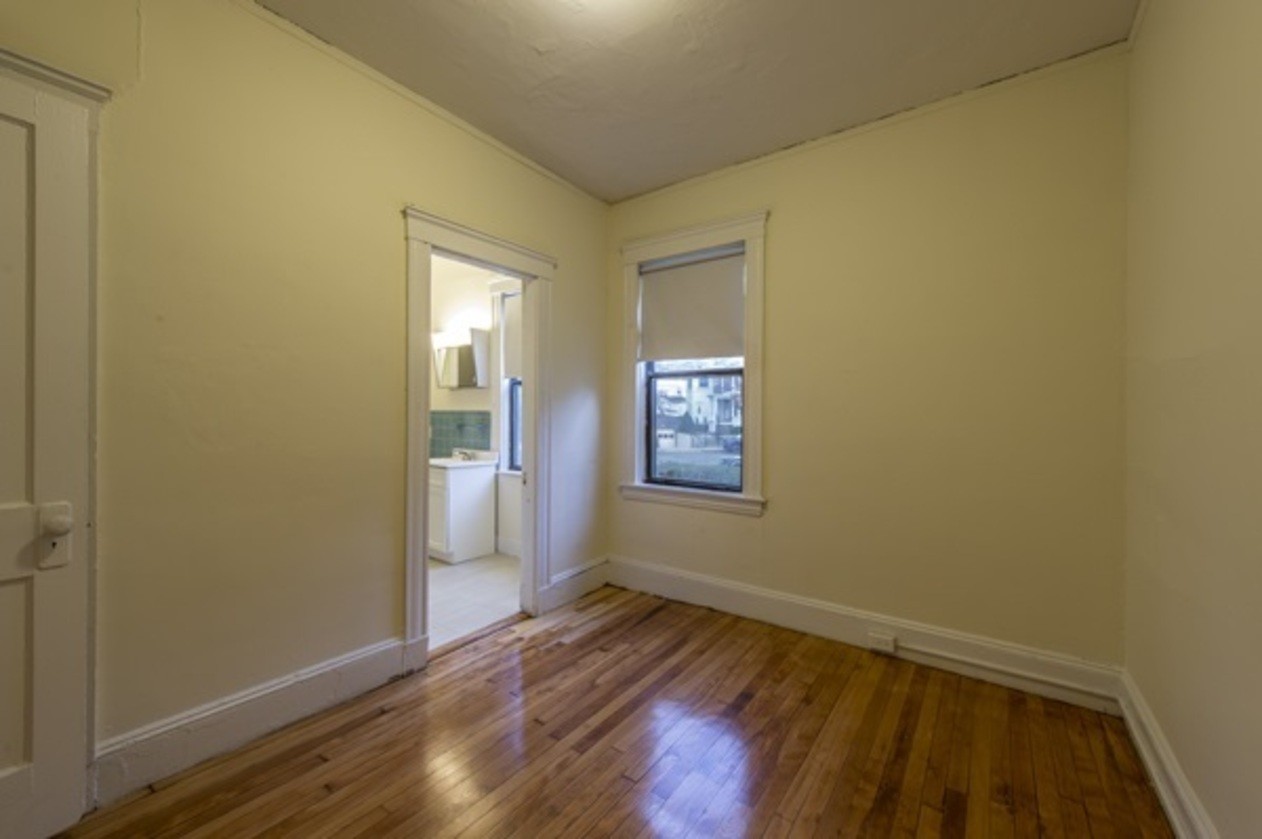 26 Hamilton Rd, Coolidge Corner