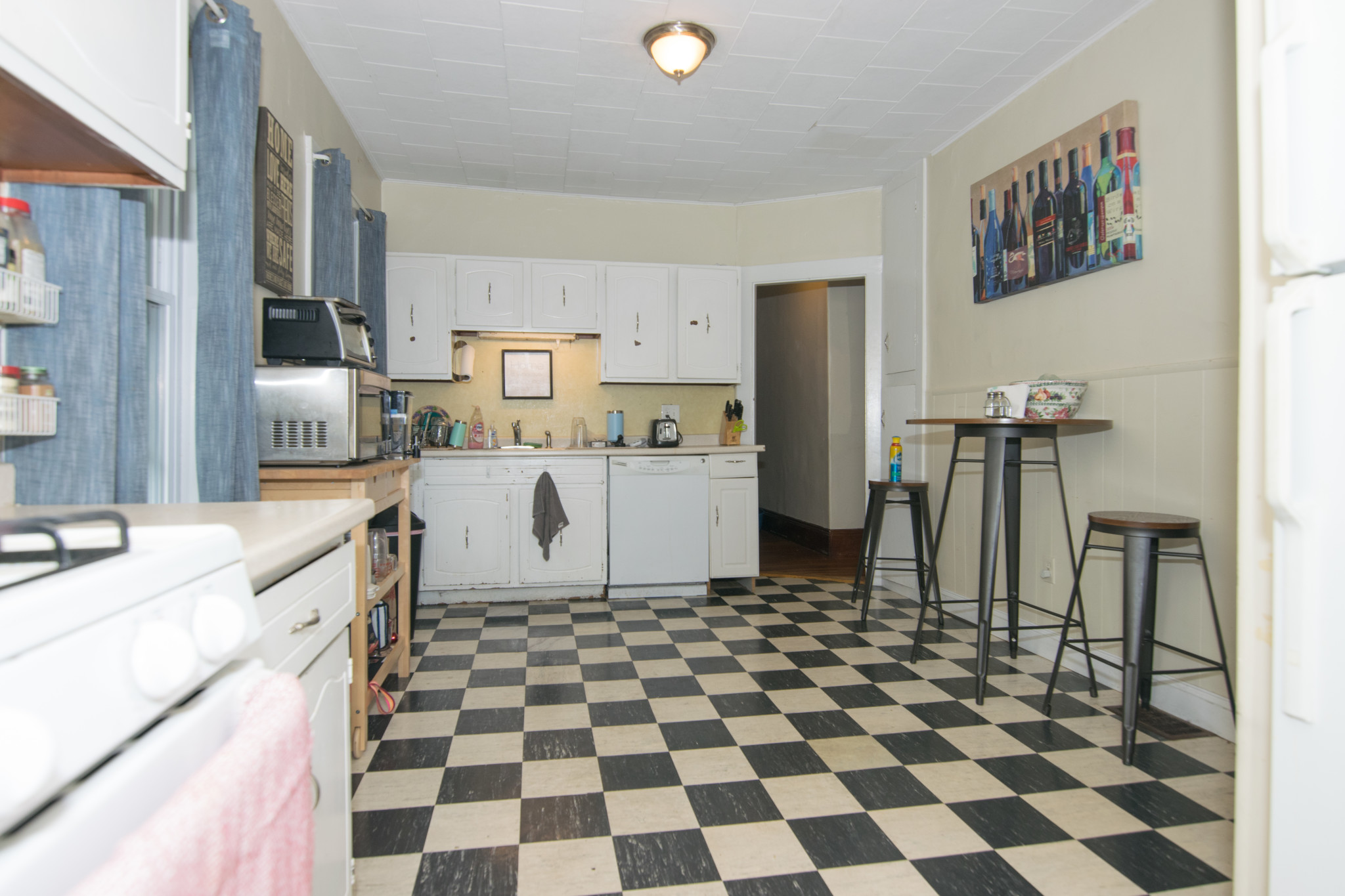 54 Tremont St, Oak Square