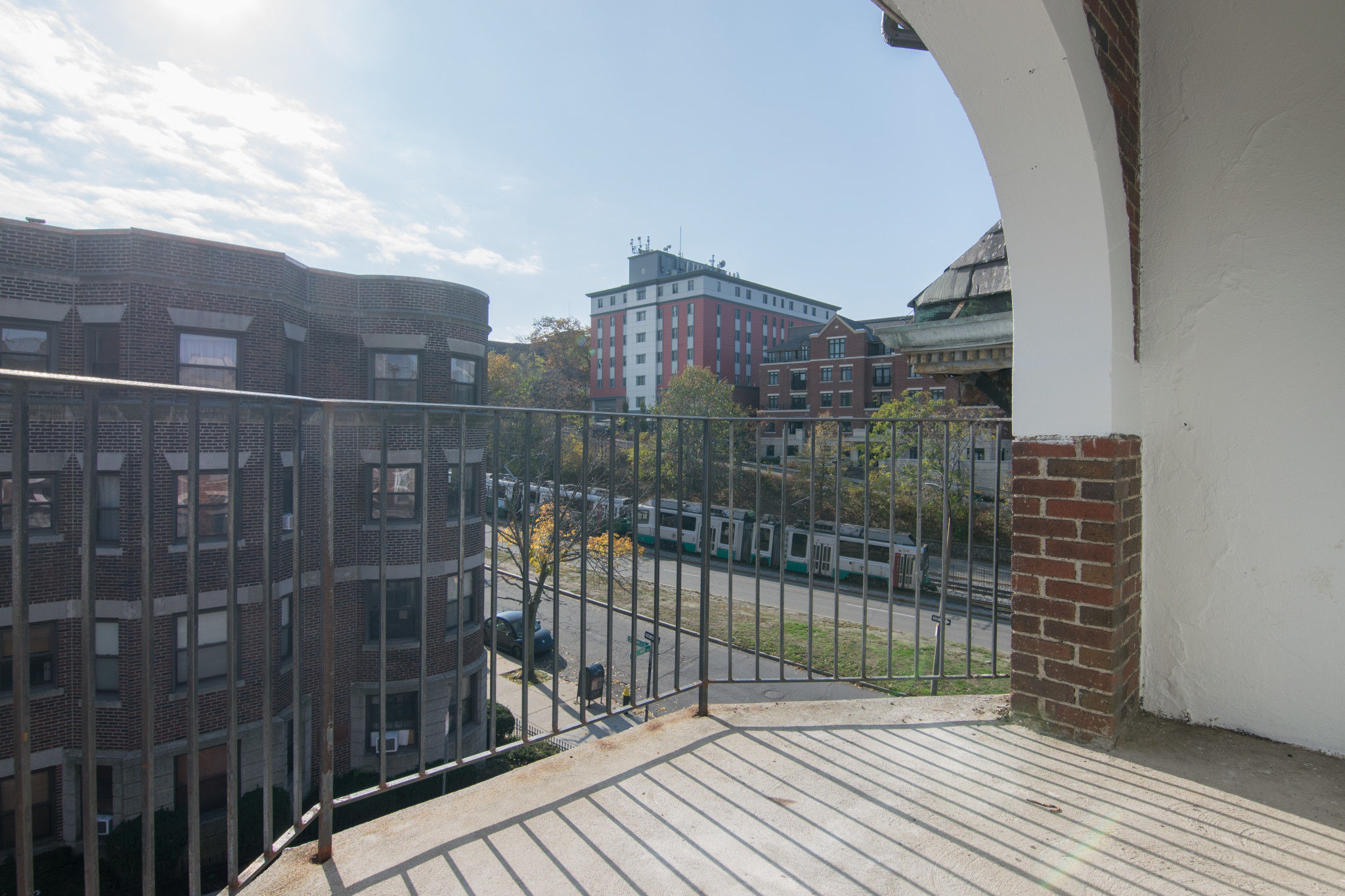 4 bed, 1.5 bath apartment for rent at 43 Boulevard Ter Unit 3, Allston — photo 12 of 13